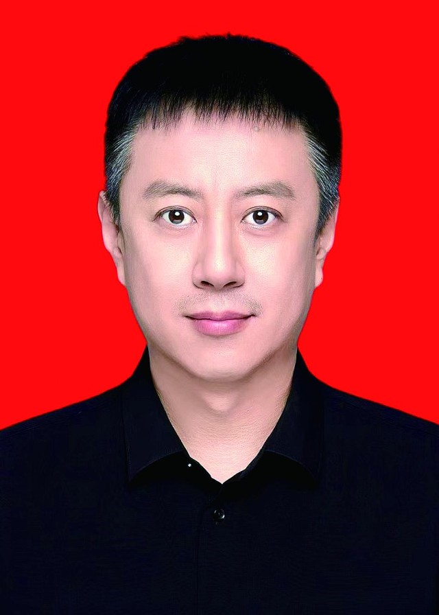 4 两会传真 汪江.jpg